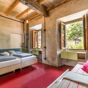 Un Posto A - All'interno Di Cascina Del 700 , Milan Italy